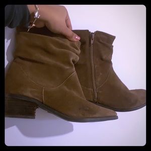 Suede leather boots